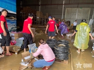 Viettel stands by residents in flood-stricken areas